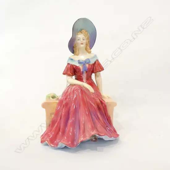 PARAGON FIGURINE 'LADY URSULA' 175MM H
