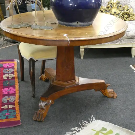 TRIPOD CLAW FOOT TABLE w HEXAGONAL COLUMN