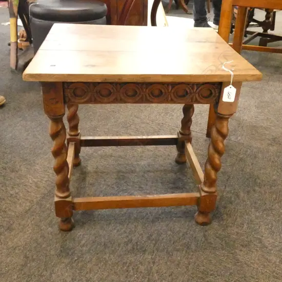 ENGLISH COUNTRY OAK SIDE TABLE