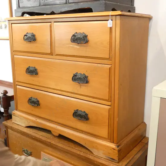 KAURI COLONIAL CHEST OF DRAWERS, H.850MM X W.1000MM X D.440MM APPROX