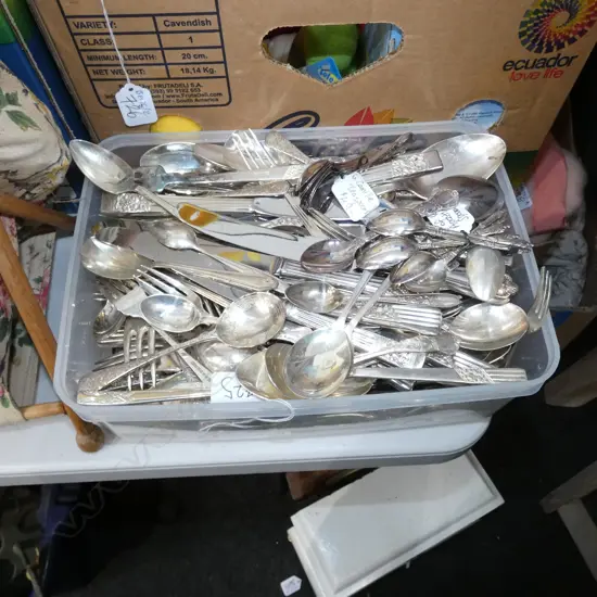 BOX LOT COMMUNITY PLATE CUTLERY ETC