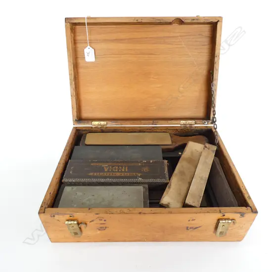 CARPENTERS TOOL BOX CONTAINING COLLECTION OF OILSTONES L. 365MM 