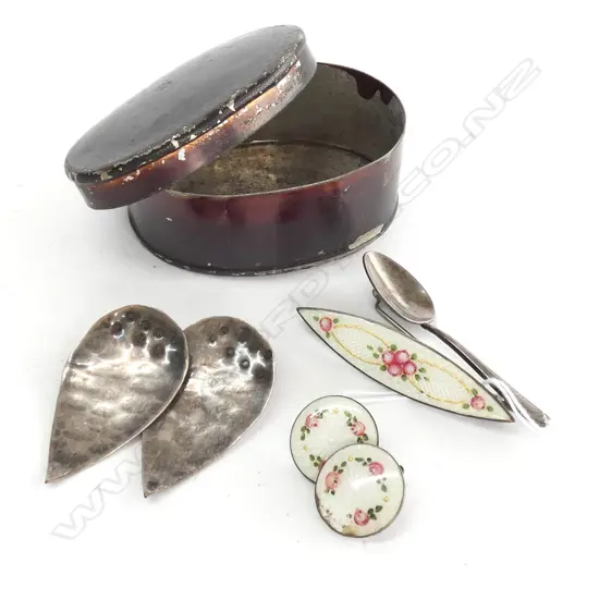ASSORT. ENAMEL PIECES & SIL CLIP-ON EARRINGS IN SMALL METAL BOX