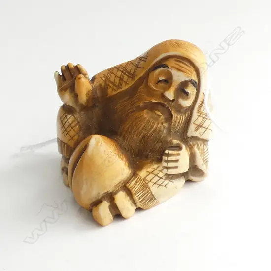 JAPANESE CARVED IVORY NETSUKE OLD MAN W GIANT PEACH SIGNED