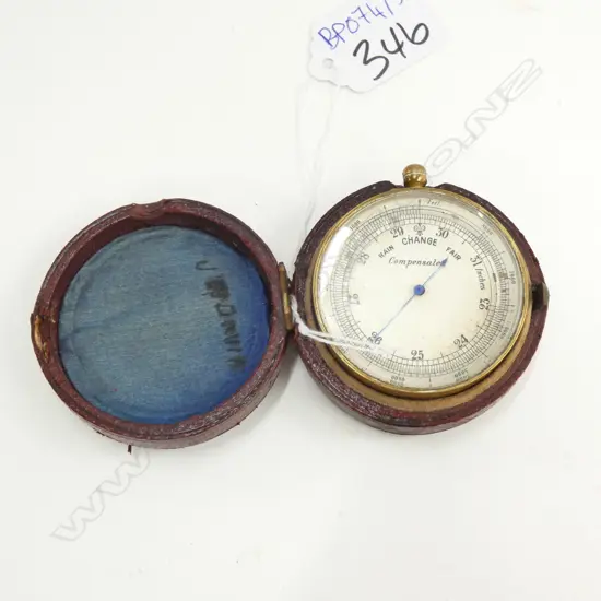 COPENSATED BAROMETER IN CASE