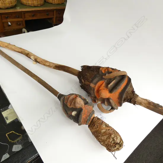 2 VANUATU STAFFS WITH SCULPTED BUSTS; SPIDERWEB AND OTHER L. 1M