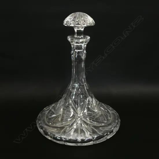 CRYSTAL SHIPS DECANTER H. 250MM