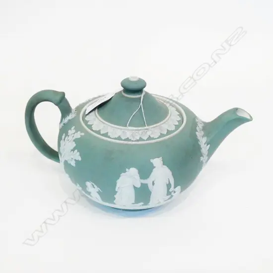 WEDGWOOD J/WARE TEAPOT SAGE
