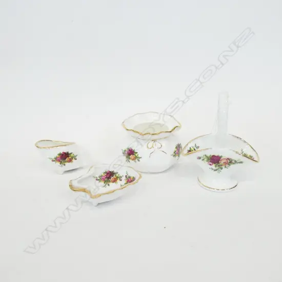 ROYAL ALBERT OCR 4 ORNAMENTS 
