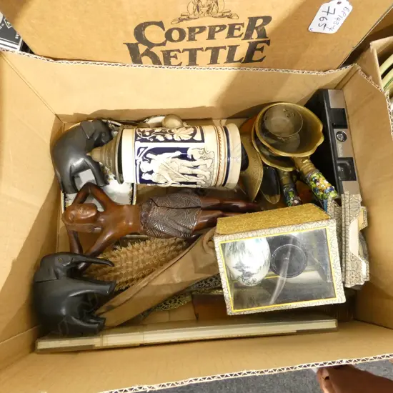 BOX LOT ASST. VINTAGE ITEMS; NUTCRACKER, ELEPHANTS ETC