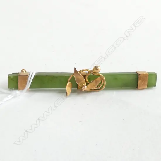 9CT GOLD & POUNAMU BAR BROOCH SMALL LOSS
