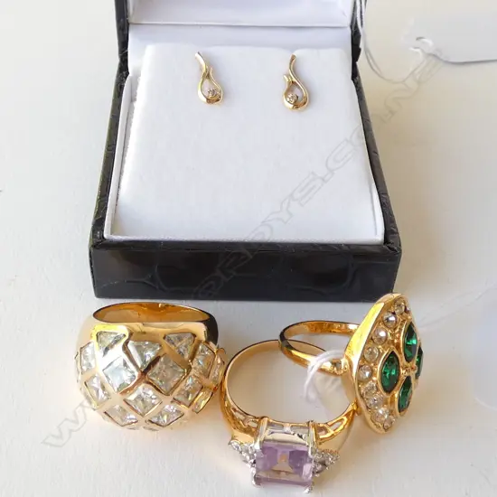 3X GOLD PLATE DRESS RINGS & 9CT DIA. STUDS