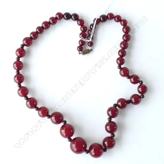 SIMULATED RED AMBER GRADUATED BEAD NECKLACE