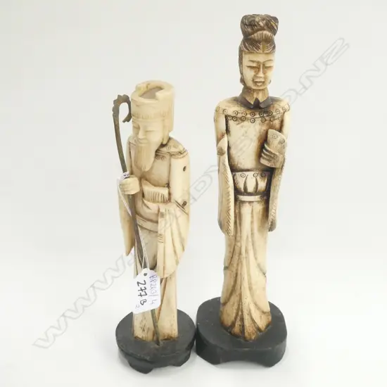 CHINESE CARVED BONE MAN AND LADY FIGURES H. 270MM