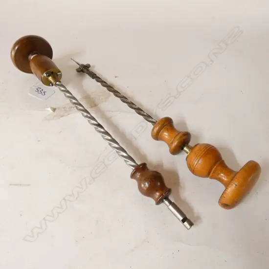 2 ARCHIMEDES SCREW DRILLS