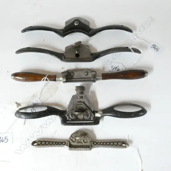 5 VARIOUS SPOKESHAVES