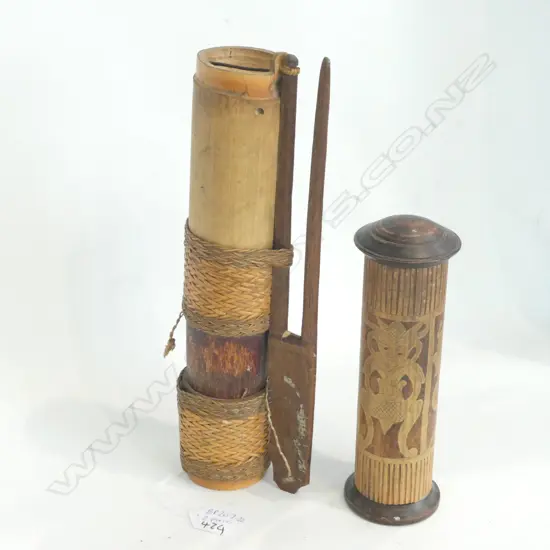 BALANESE CONTAINER + BLOW DARTS IN QUIVER