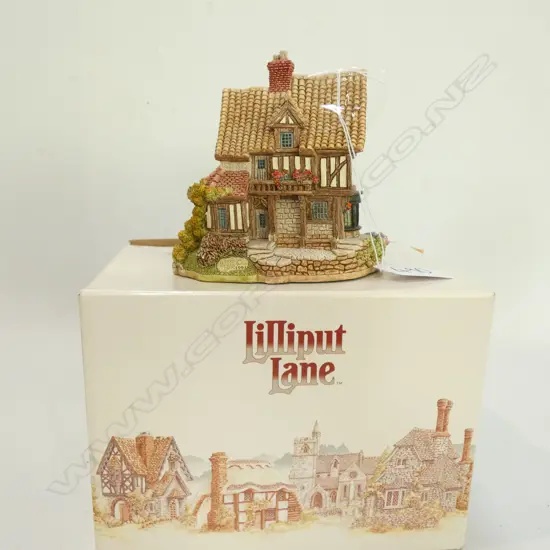 LILLIPUT HOUSE MICKLEGATE ANTIQUES