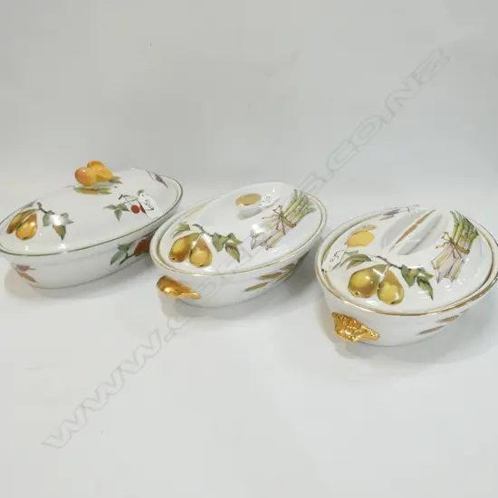 3 EVESHAM LIDDED TUREENS