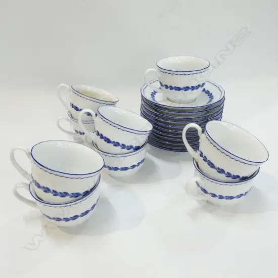 9 NORITAKE 'SIMPLICITY IN BLUE' CUPS AND 11 SAUCERS
