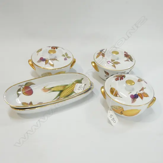 3 EVESHAM LIDDED DISHES + 2 COB DISHES