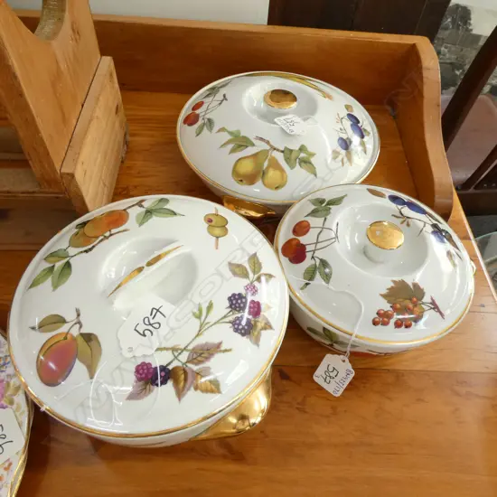 3 EVESHAM LIDDED TUREENS