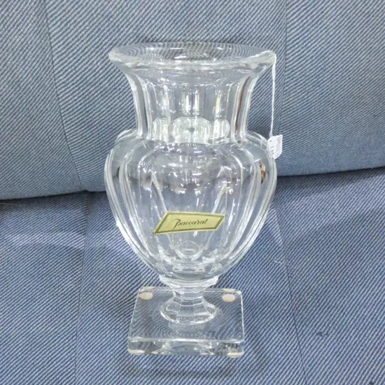 BACCARAT GLASS VASE