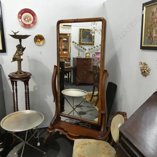 VICTORIAN MAHOGANY SWING MIRROR ON CASTORS  (VENEER REQUIRES ATTENTION) H. 1700MM
