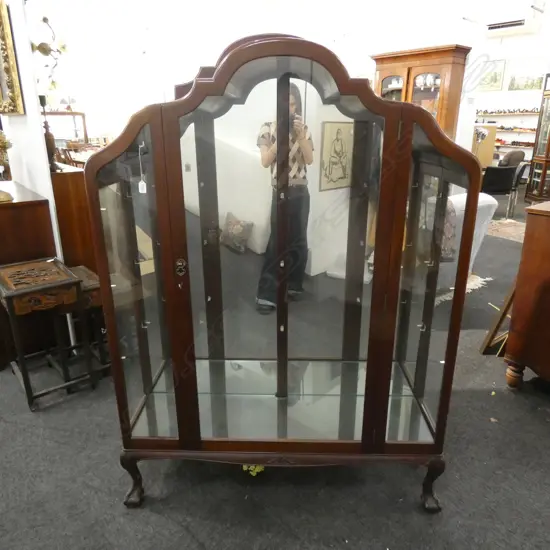 DOME TOPPED MAHOGANY CHINA CABINET