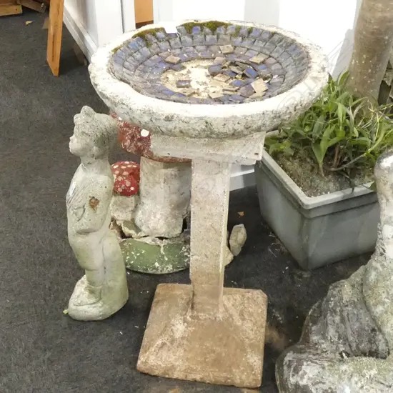 BIRD BATH WITH MOSIAC AF H. 760MM DIA. 460MM