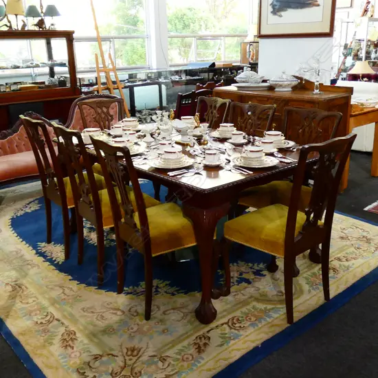 MAHOGANY DINING TABLE + 8 CHAIRS