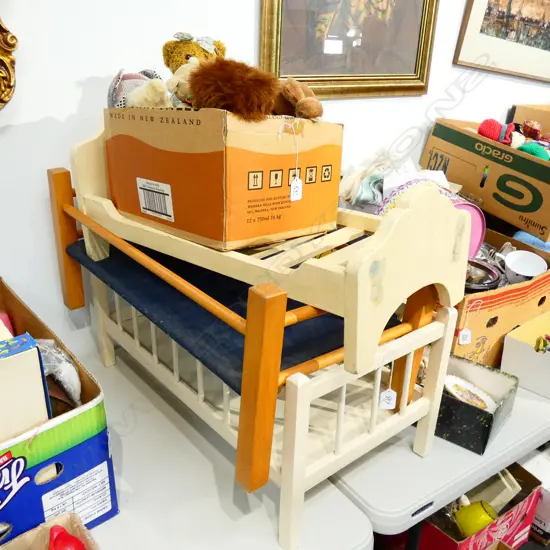 3 DOLLS BEDS + ASST  TEDDY BEARS