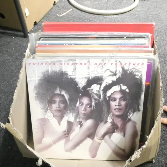 BOX LOT 60'S/70'S RECORDS