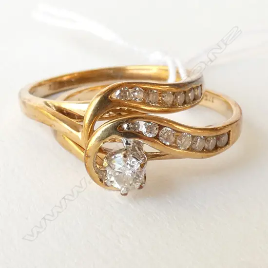 PR 9CT DIAMOND SOLITAIRE RINGS WEDDING + ENGAGEMENT