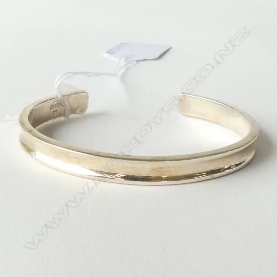 SILVER SLAVE BANGLE CONCAVE DESIGN 26.6 GMS