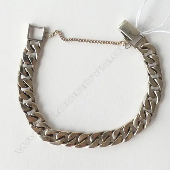 SILVER FLAT CURB LINK BRACELET 25.5 GMS 