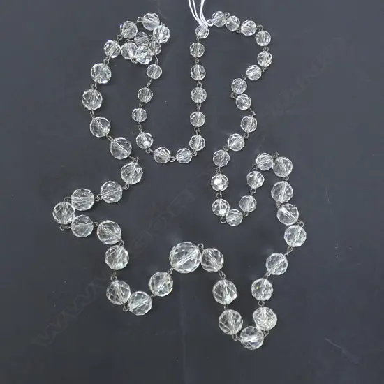 CRYSTAL NECKLACE