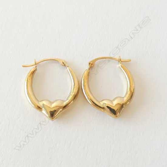 2 9CT GOLD HEART SHAPED HOOP EARRINGS