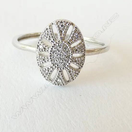 925 S/SILVER & .15CT DIAMOND RING