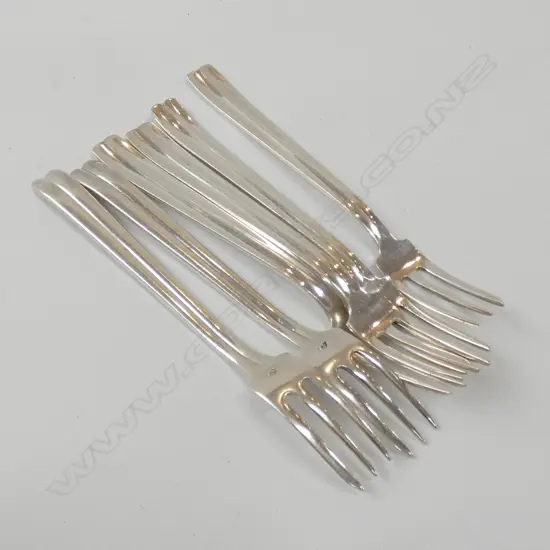 6 STYLISH SILVER PLATE CAKE FORKS
