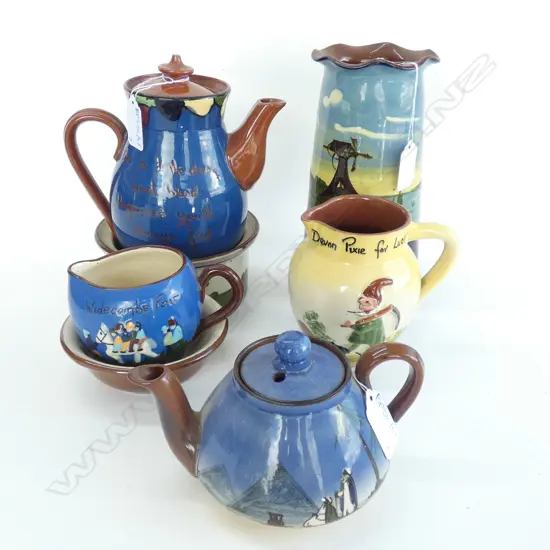 7 PCES TORQUAY WARE; 2 TEAPOTS, VASE H. 195MM ETC