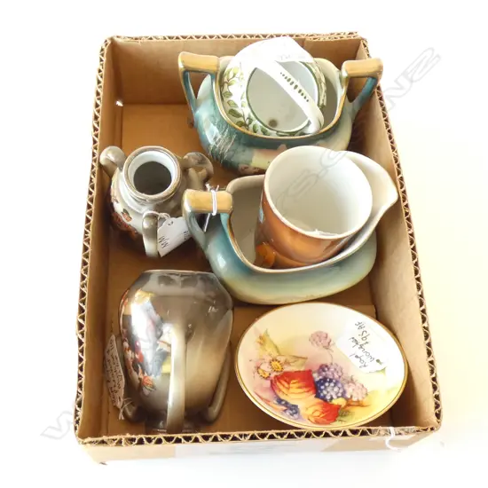 LOT ASSORTED BAYREUTH + ROYAL WORCESTOR 