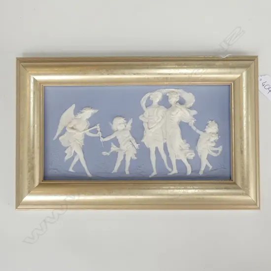 WEDGEWOOD FRAMED PLAQUE 320 X 200