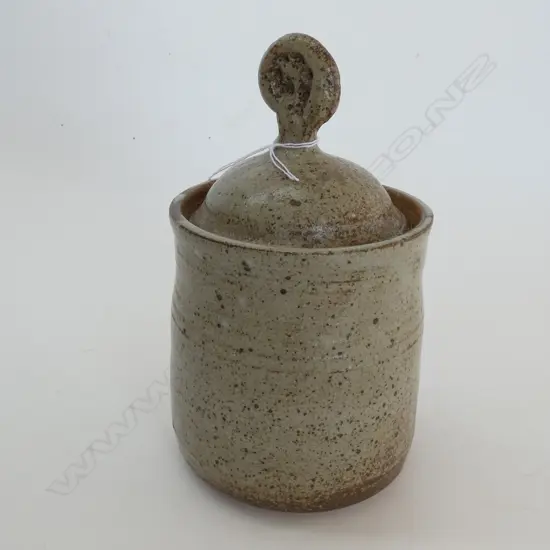 EARLY HELEN MASON LIDDED JAR