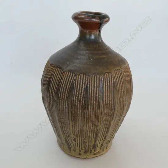 WILF WRIGHT STUDIO POTTERY VASE