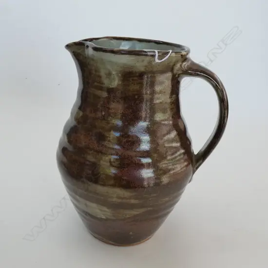 Len Castle baluster jug