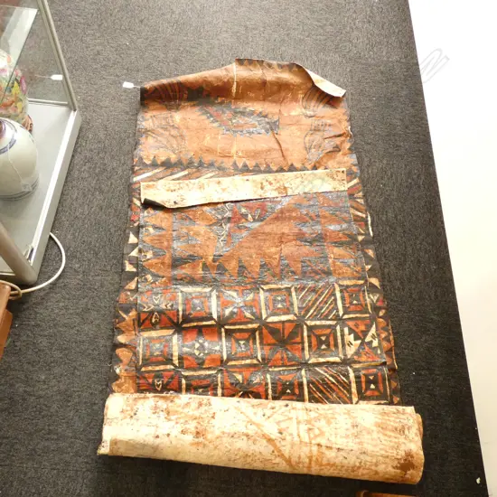 3 PACIFIC ISLAND TAPA CLOTHS  L 1720 MM