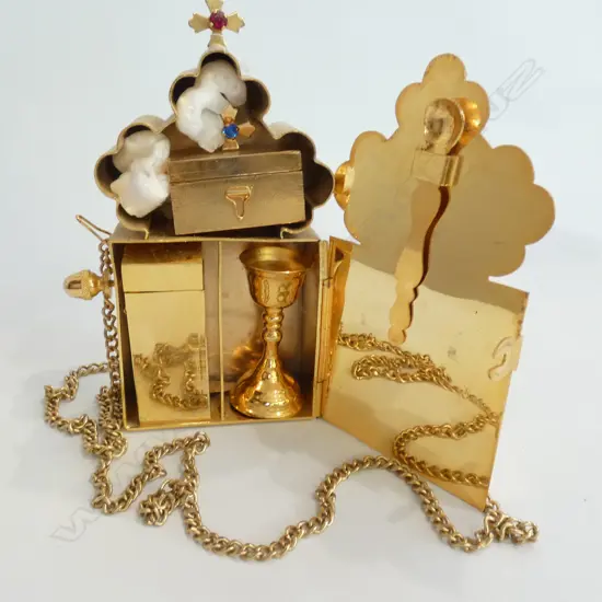 TRAVELLING COMMUNION SET INCL; GOBLET, SPOONS, 2 CONTAINERS