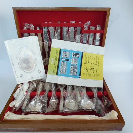 CASED RODD 'BERKELEY' CANTEEN 