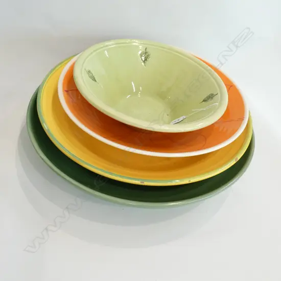 4 CERAMIC BOWLS LARGEST 430MM DIA